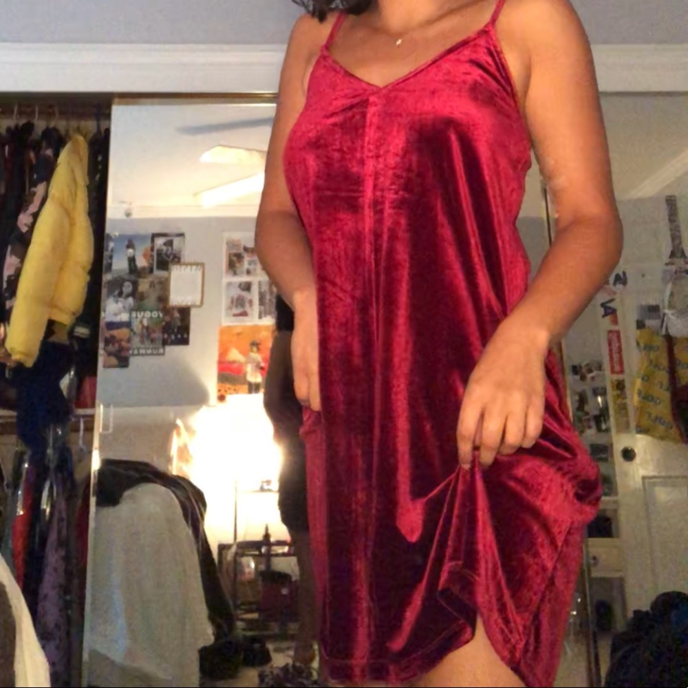 RED VELVET DRESS